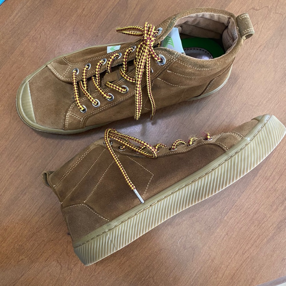 Cariuma OCA High Camel Suede Sneakers Womens 8 Mens 6.5 Brown High Top Shoes
